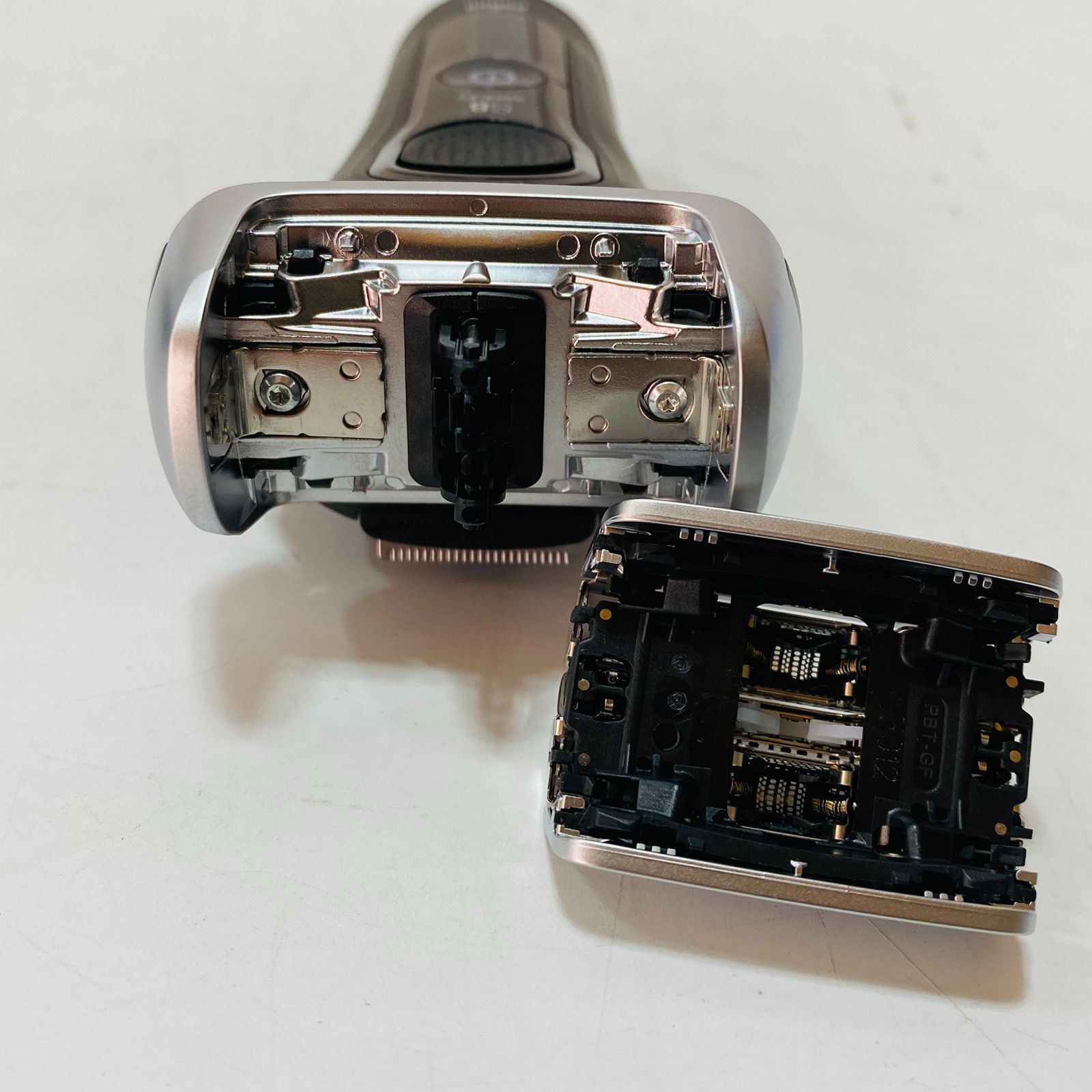 BRAUN ブラウン シリーズ8 電気シェーバー Type:5795 Series 8 メンズ