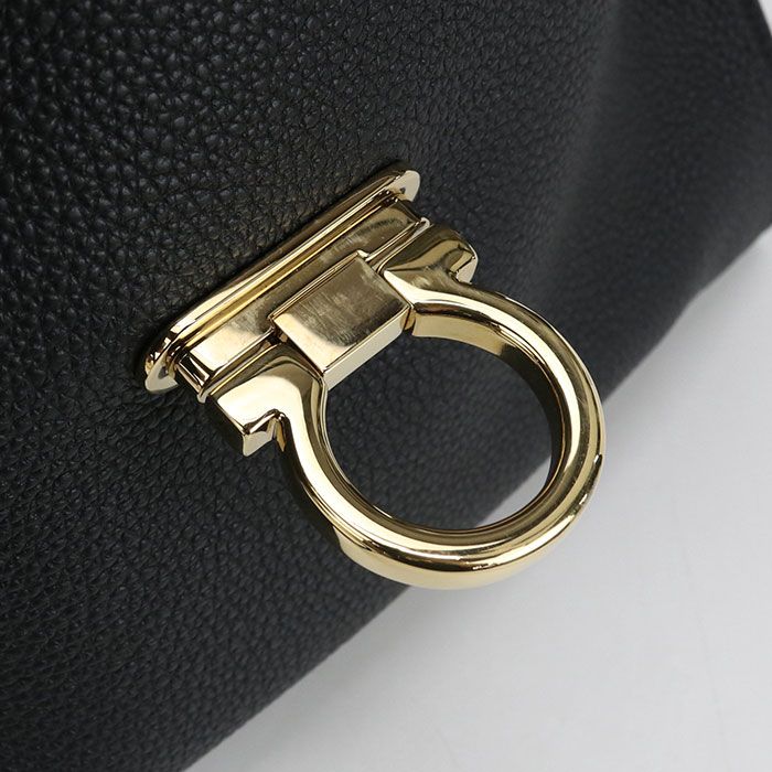 FERRAGAMO フェラガモ 2WAY ガンチーニ 21 E530 ハンドバッグ カーフ