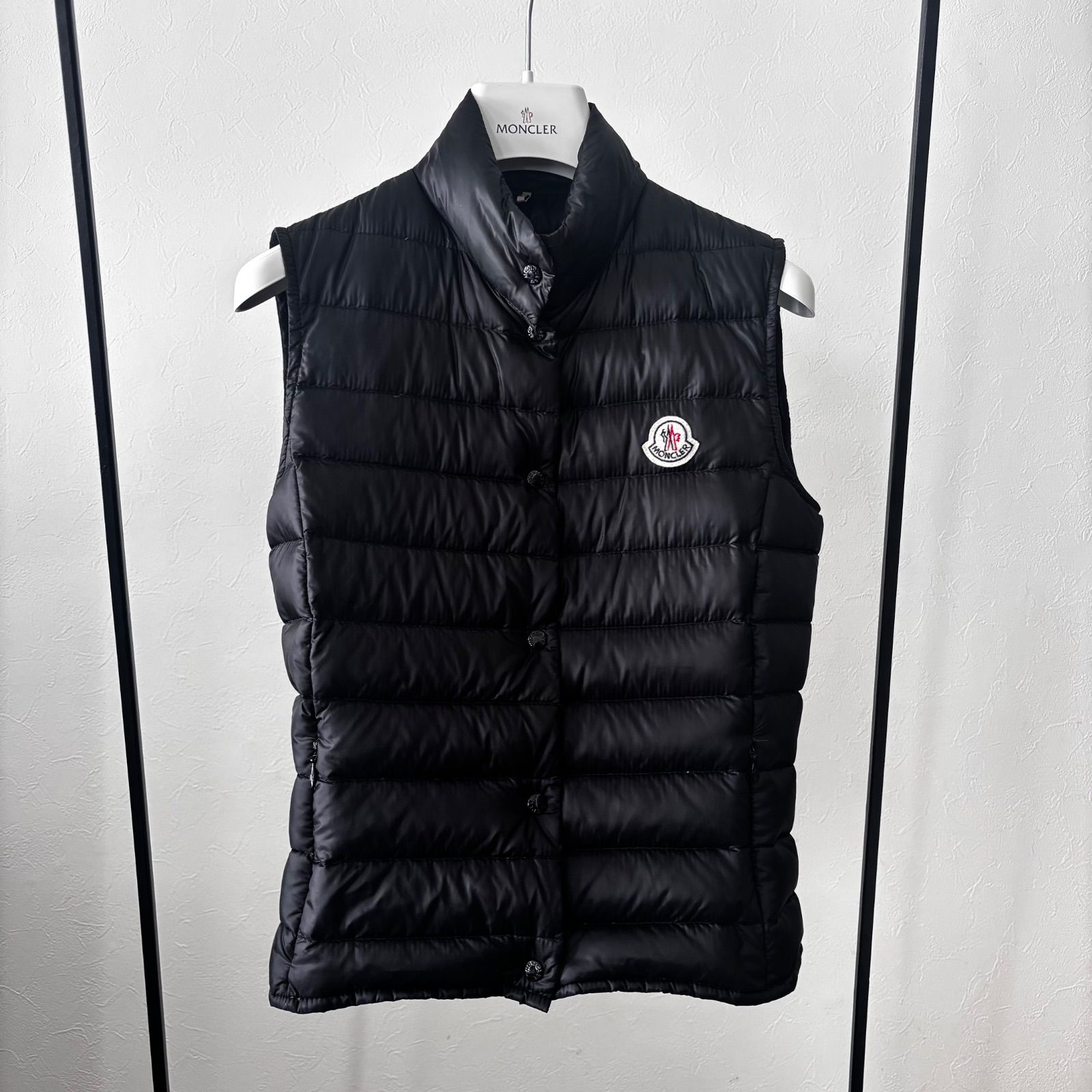 モンクレール☆ダウンベスト☆LIANE☆リアーネ☆ブラック☆サイズ00
