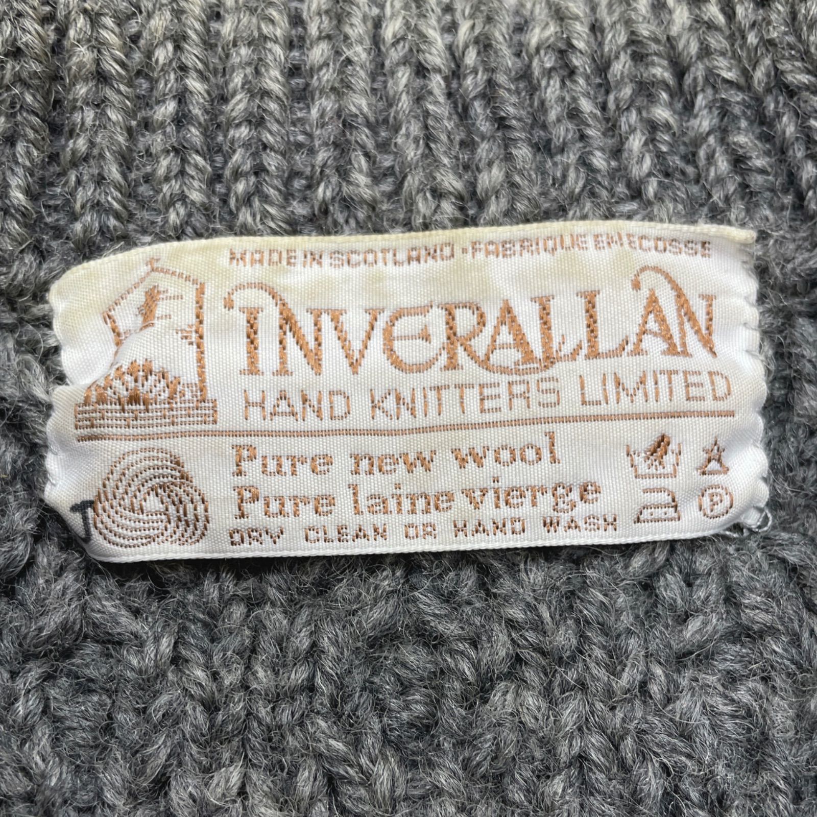 INVERALLAN インバーアラン ニットトップス ケーブル編み クルーネック