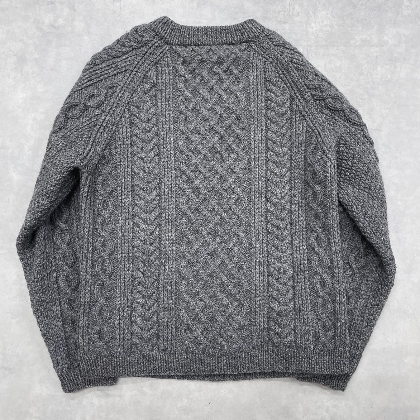 INVERALLAN インバーアラン ニットトップス ケーブル編み クルーネック 