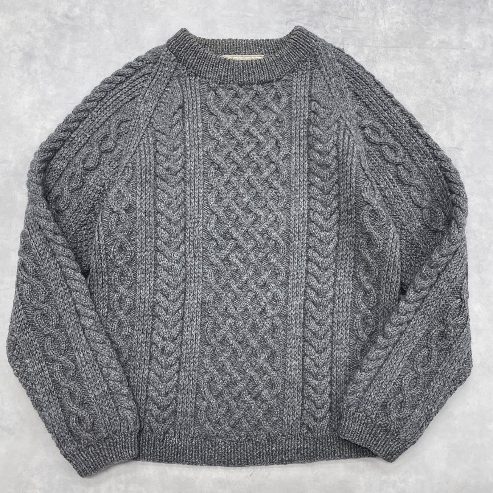 INVERALLAN インバーアラン ニットトップス ケーブル編み クルーネック 