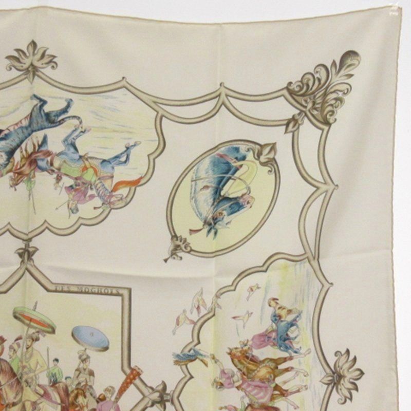 エルメス HERMES カレ90 ムガル王朝の馬 LES CHEVAUX DESMOGHOLS スカーフ ホワイト系