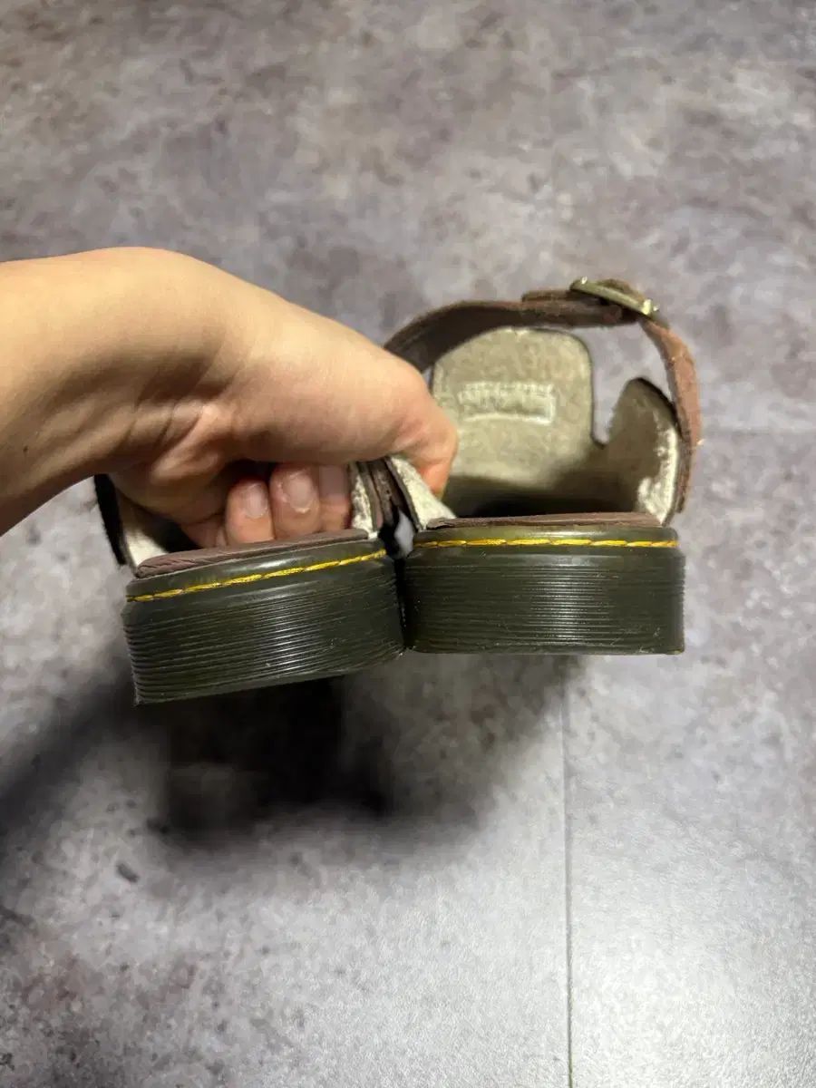 MARTENS ドクターマーチン