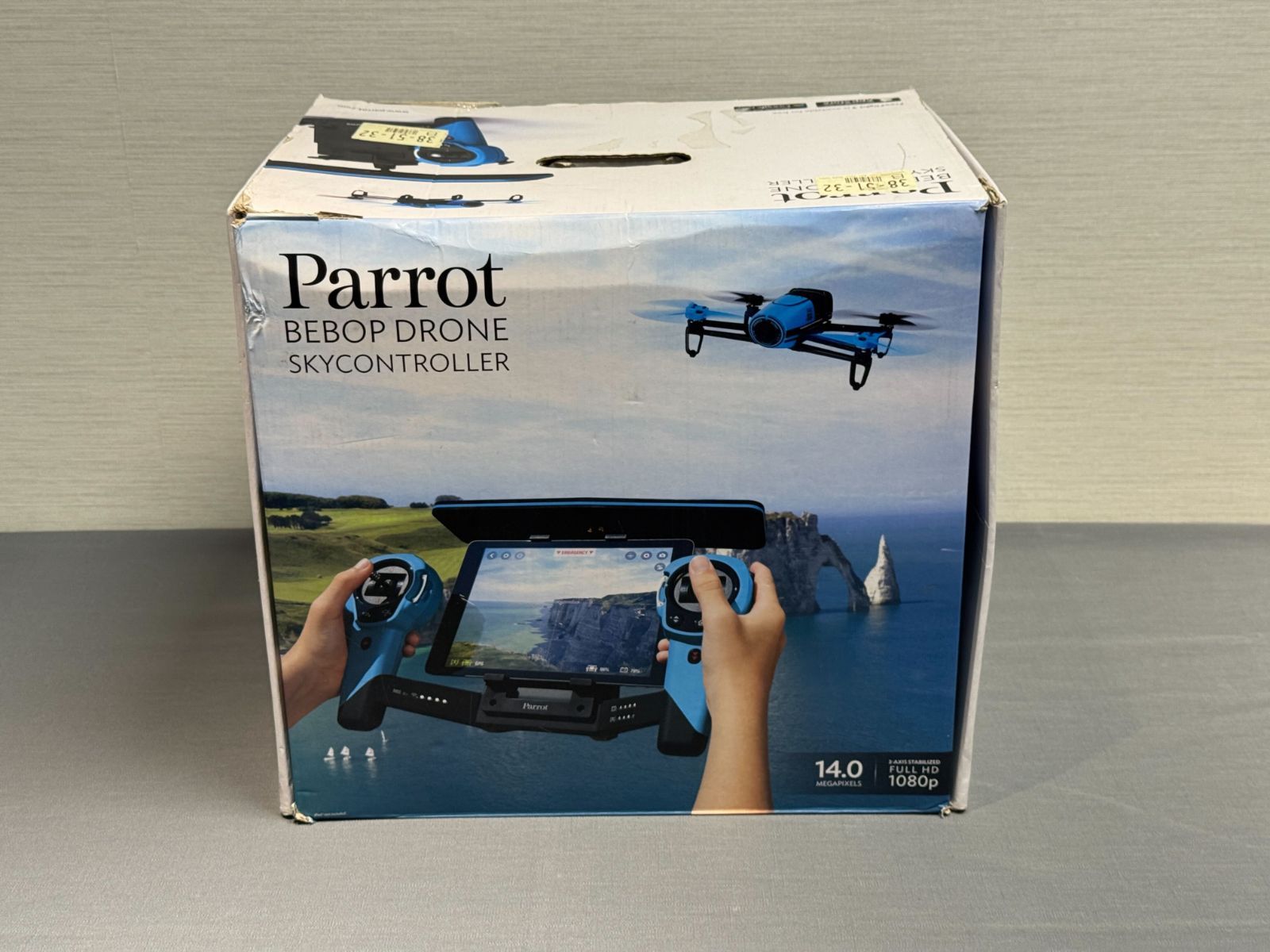 パロット ドローンSKYCONTROLLER ブルー・キャリングケース付き