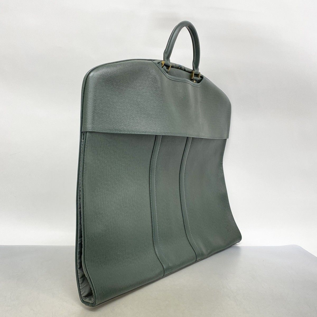 ☆SALE【5pa0689】ルイヴィトン ガーメントケース タイガ ベーリング