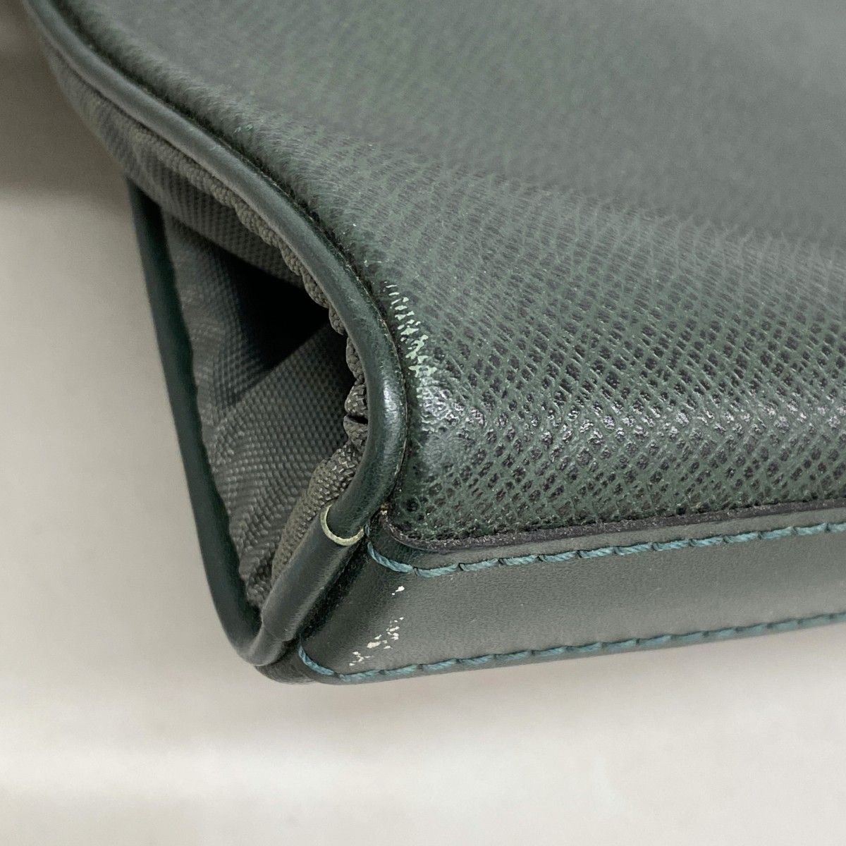 ☆SALE【5pa0689】ルイヴィトン ガーメントケース タイガ ベーリング