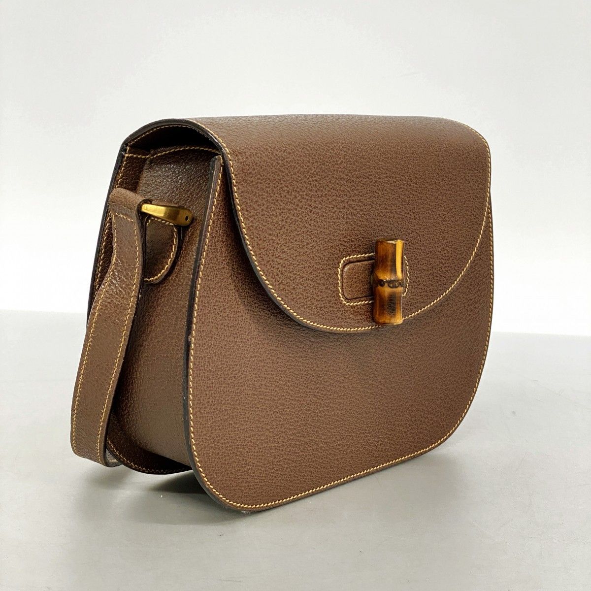 ★SALE【5pa0688】グッチ ショルダーバッグ バンブー 001 2113 1622 レザー ブラウン ゴールド金具【中古】レディース ☆SALE【5pa0688】グッチ ショルダーバッグ バンブー 001 2113 1622