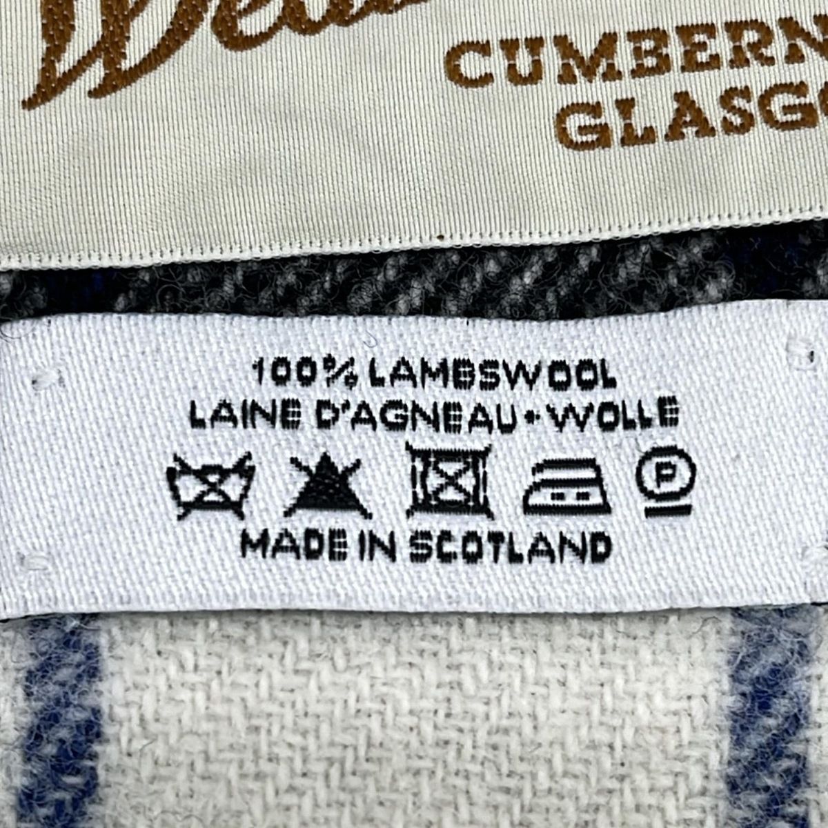 - アイボリー×黒×マルチ