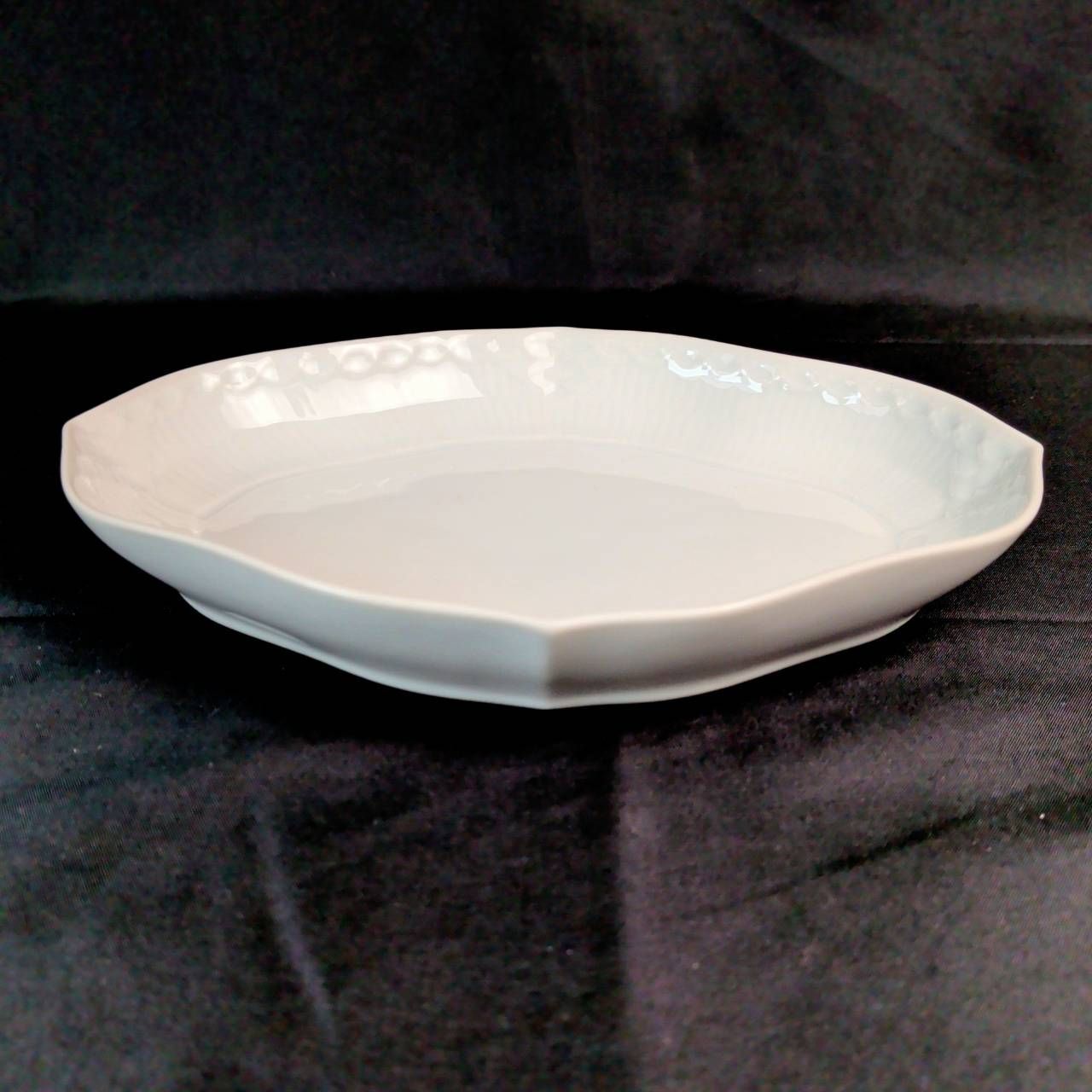 ロイヤルコペンハーゲン ホワイトフルーテッドハーフレース 舟形