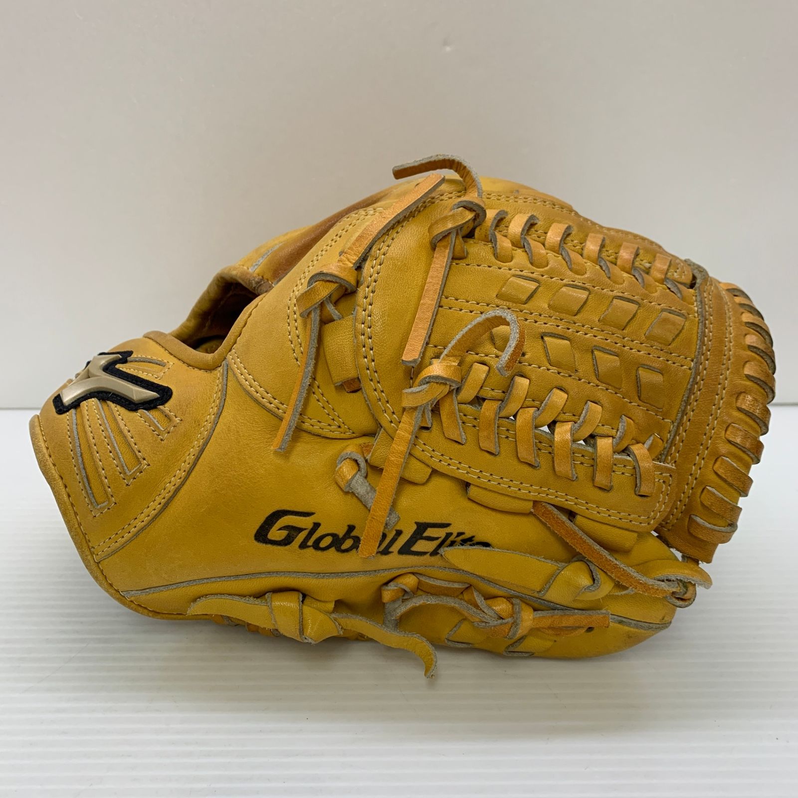 ミズノ MIZUNO グローバルエリート 軟式 大人 一般 内野手用 グローブ グラブ 右投げ 品 野球 7218