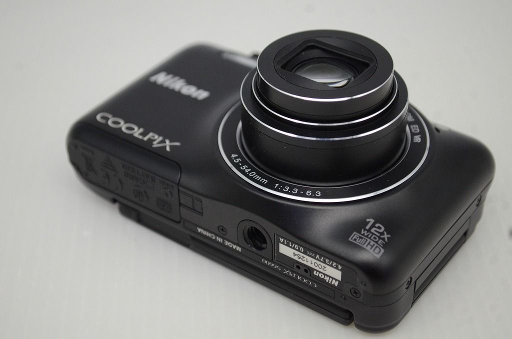 美品 Nikon ニコン COOLPIX S6600 コンパクトデジタルカメラ ブラック