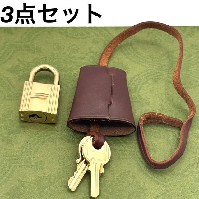 HERMES カデナ ゴールド 100番 チャーム キーホルダー 124527 - メルカリ