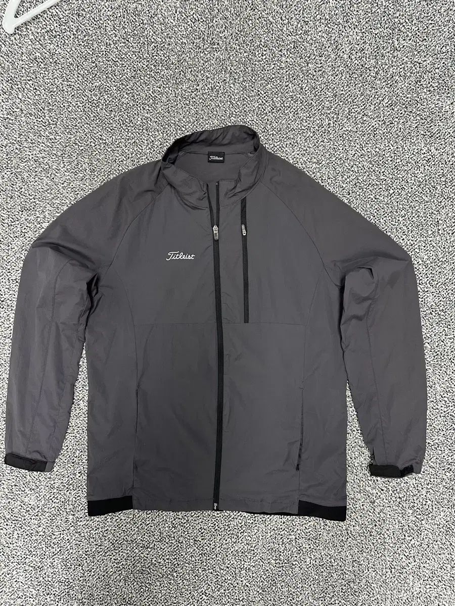 サイズ100 タイトリスト ゴルフ ウィンドブレーカー ジャケット