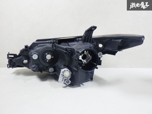 50 エスティマ 中期 ACR55W 3型 純正 HIDヘッドライト 左右セット 50 エスティマ 中期 ACR55W 3型 純正 HIDヘッドライト 左右セット