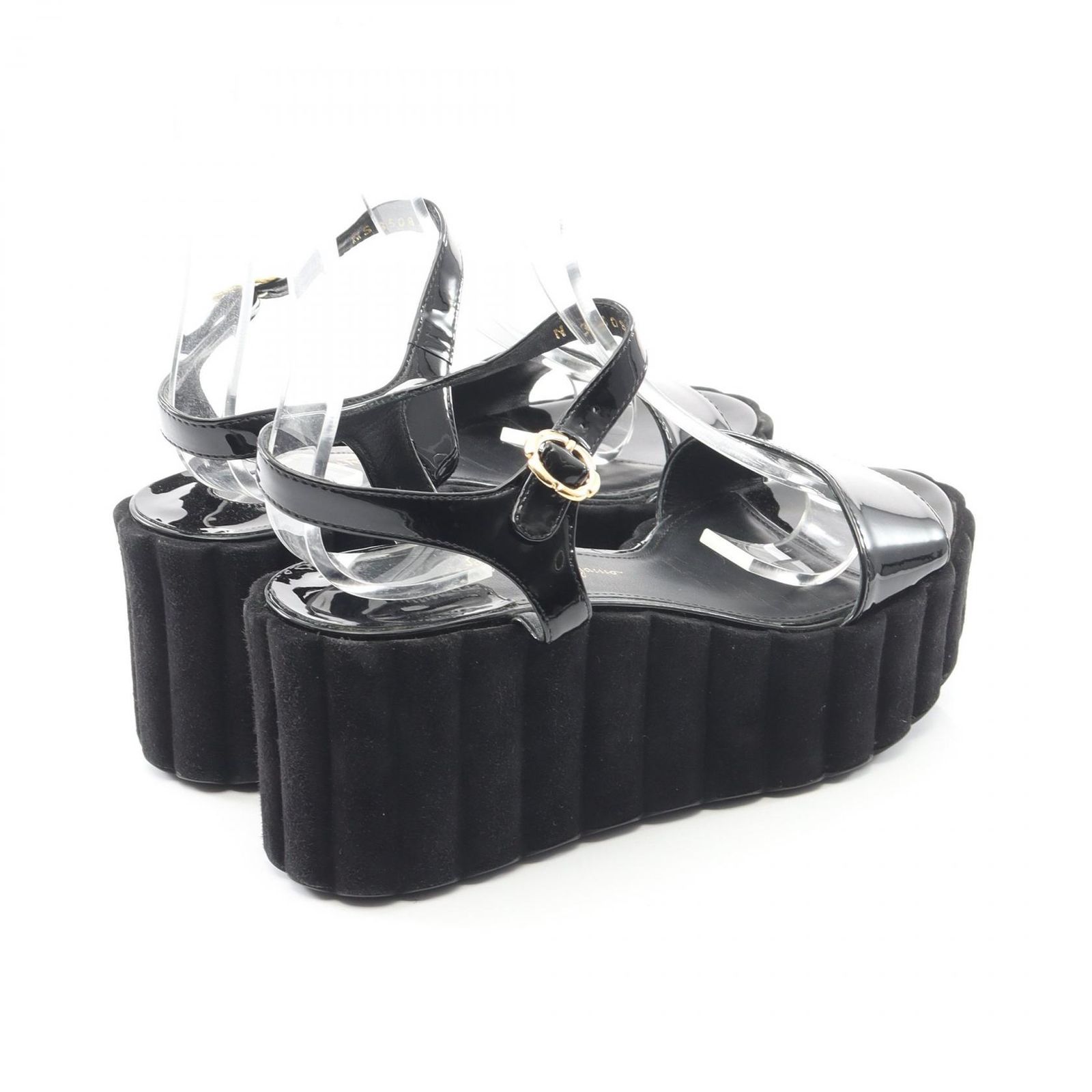 サルヴァトーレフェラガモ Salvatore Ferragamo サンダル パテントレザー レディース B