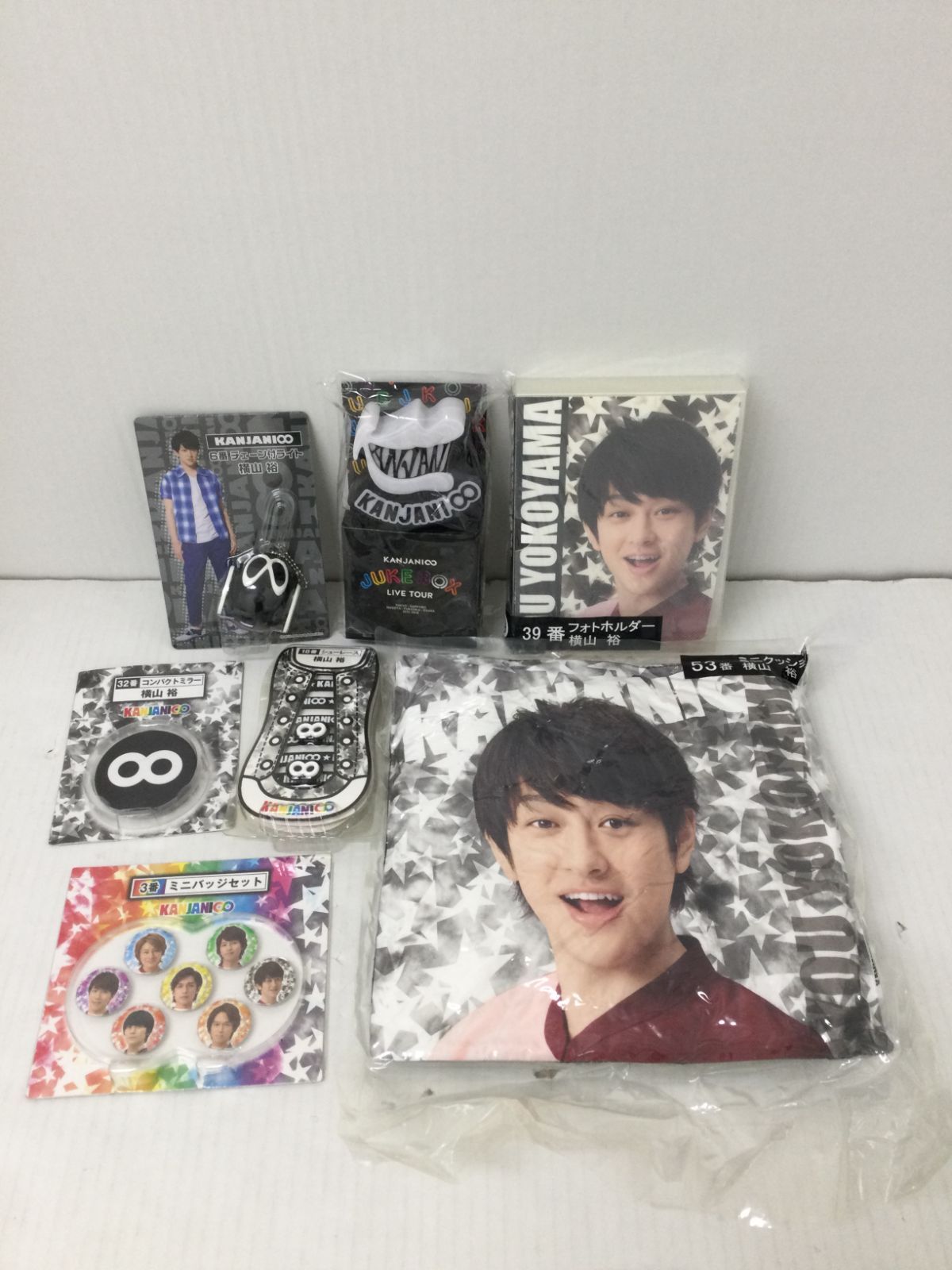 Y026[10]Y3521(ジャニーズグッズ) 関ジャニ∞ まとめ やや傷や汚れあり