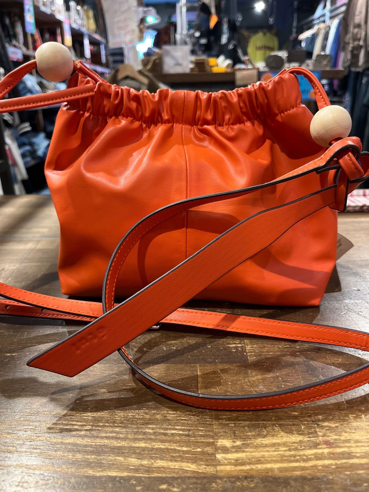 定価¥26.400』etul エツル アップルレザーショルダーバッグ - メルカリ
