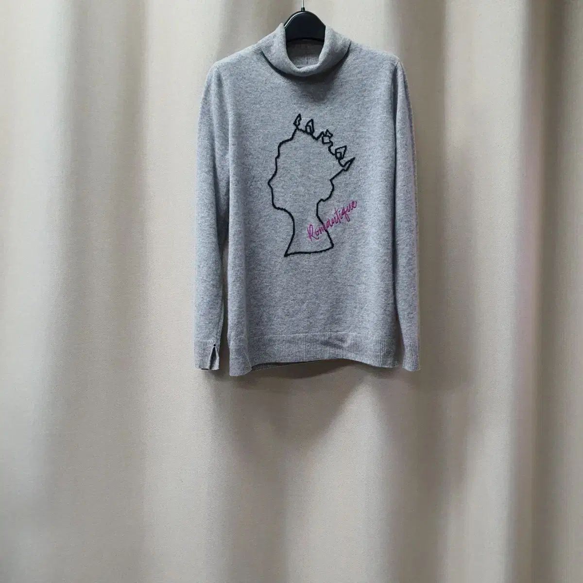 シスレー ジカード カシミア タートルネック ニット