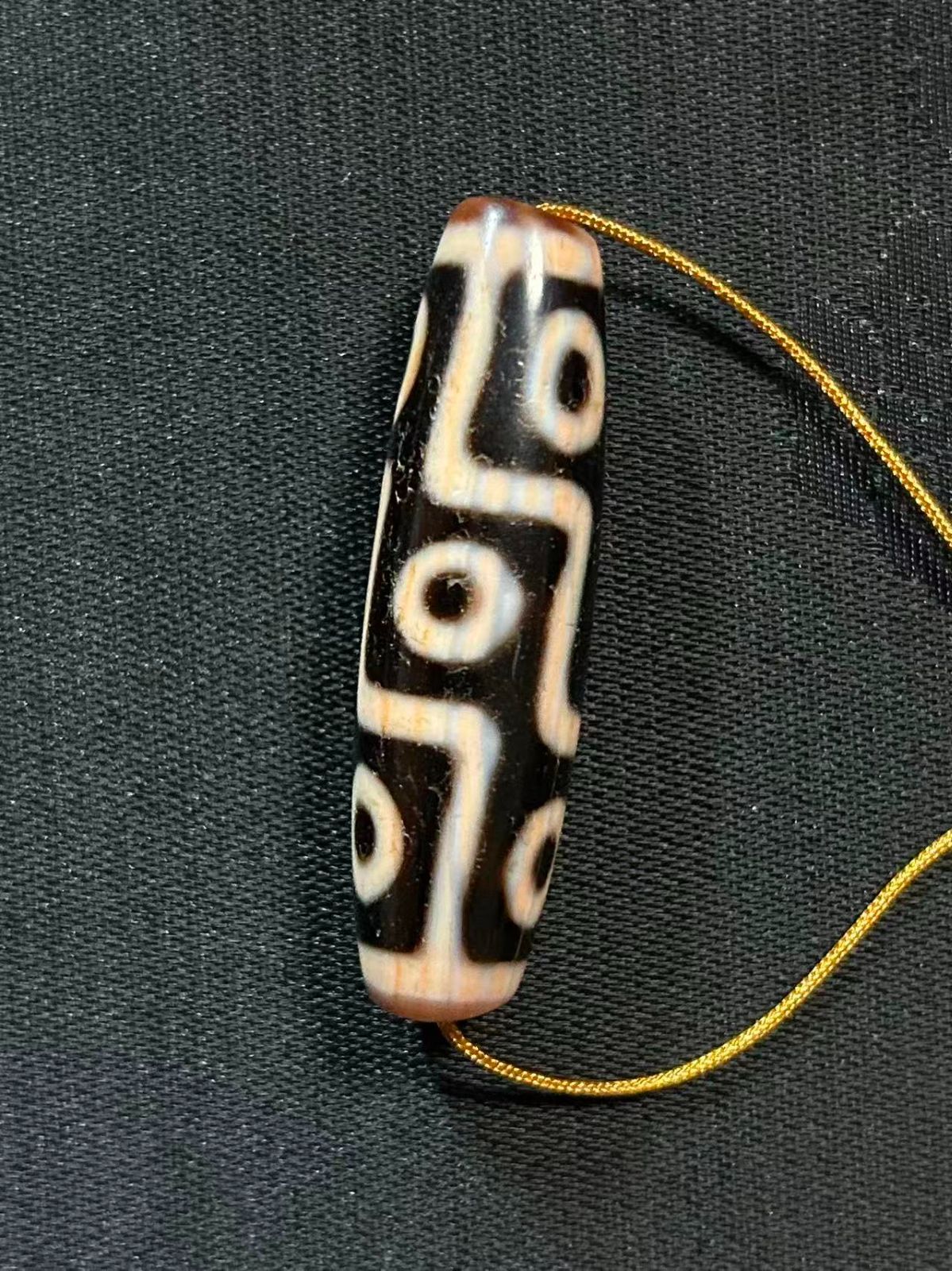 【専用出品】dZi beadsジービーズ 西蔵銀線九眼天珠 高品質 dZi beadsジービーズ 西蔵 老礦赤九眼天珠とカーネリアンの