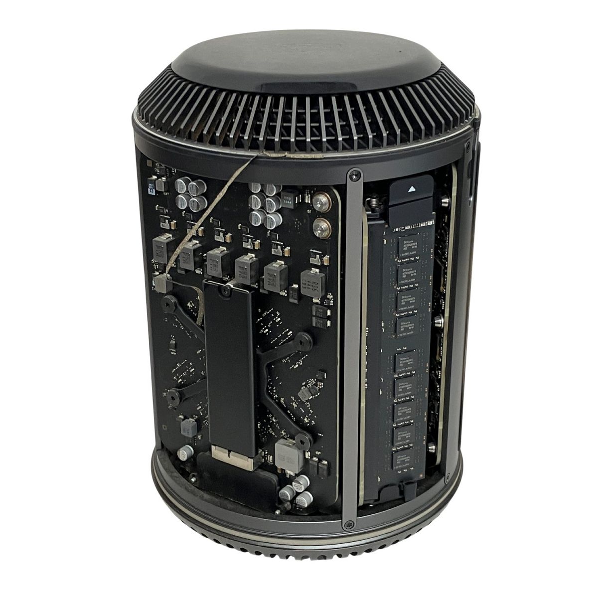  Apple Mac Pro Late 2013 デスクトップ PC 32 GB SSD 256 Xeon E 5 1620 v 2 3 70 GHz Monterey Macデスクトップ デスクトップPC