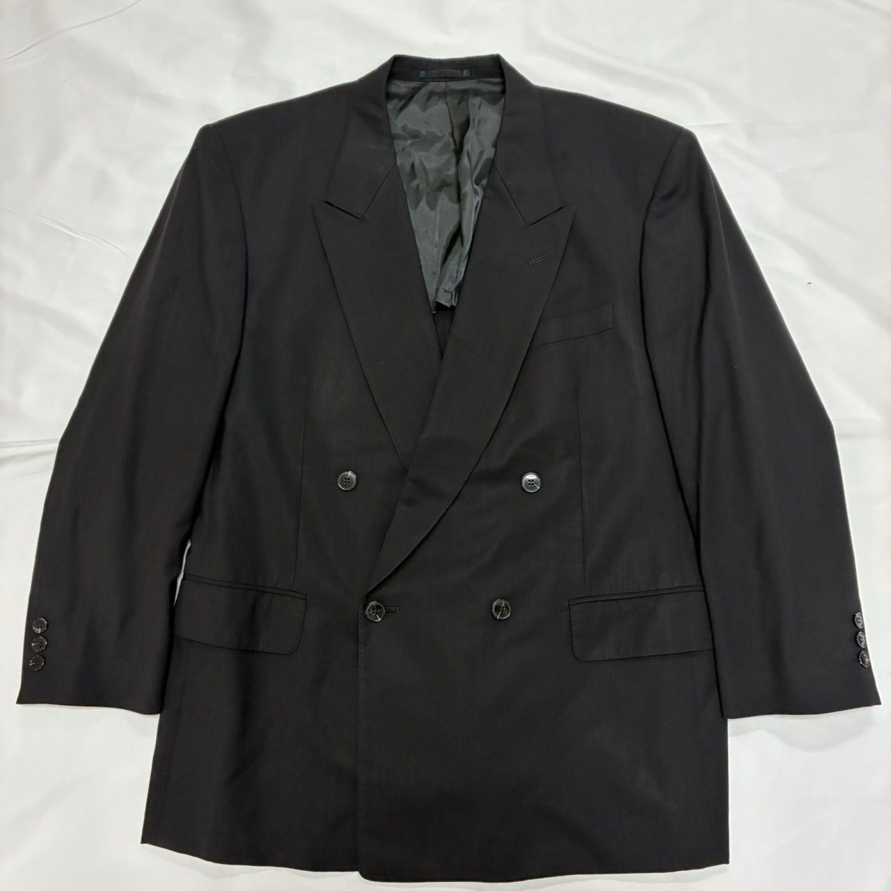 エルメネジルドゼニア テーラードジャケット ダブル サイズ48(M) 黒 ウール DESIGNWORKS（デザインワークス） ジャケット テーラードジャケット