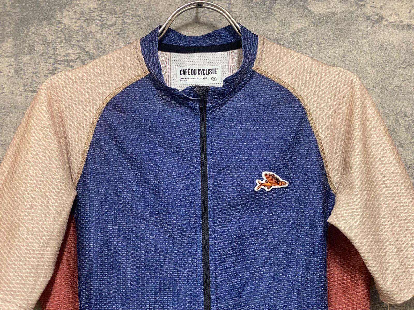 カフェドシクリステ マグダ 半袖ジャージ 薄手 ショートスリーブジャージ【Mona】｜Cafe du Cycliste（カフェドシ