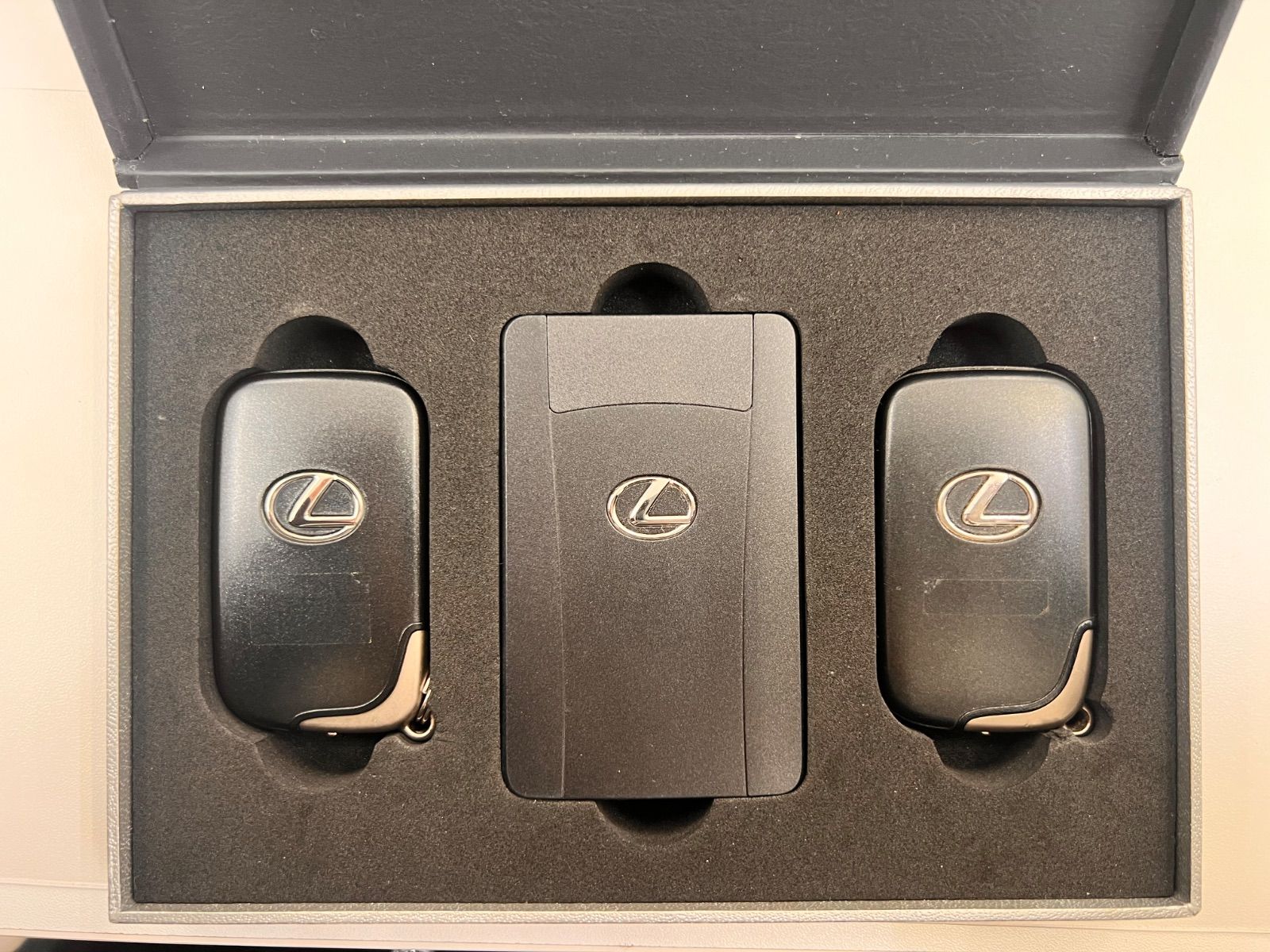 【レクサス/車種不明】スマートキー×2 カードキーセット　（収納箱付き）