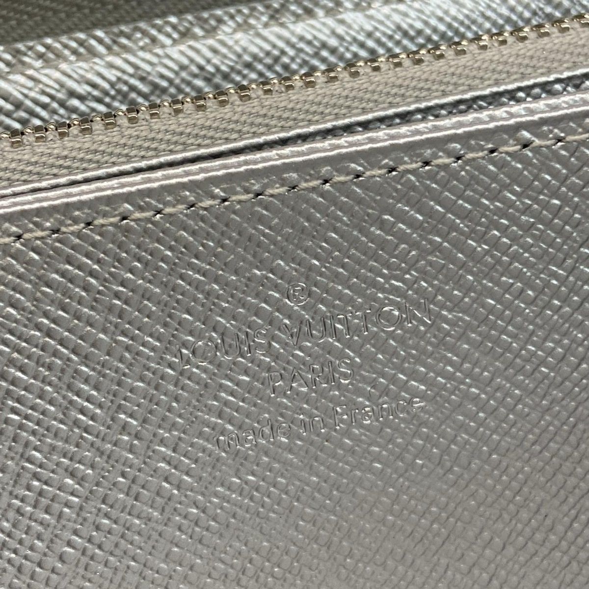  LOUIS VUITTON ルイヴィトン 長財布 エピ ジッピーウォレット M 82794 シルバー レザー 牛革 その他 小物