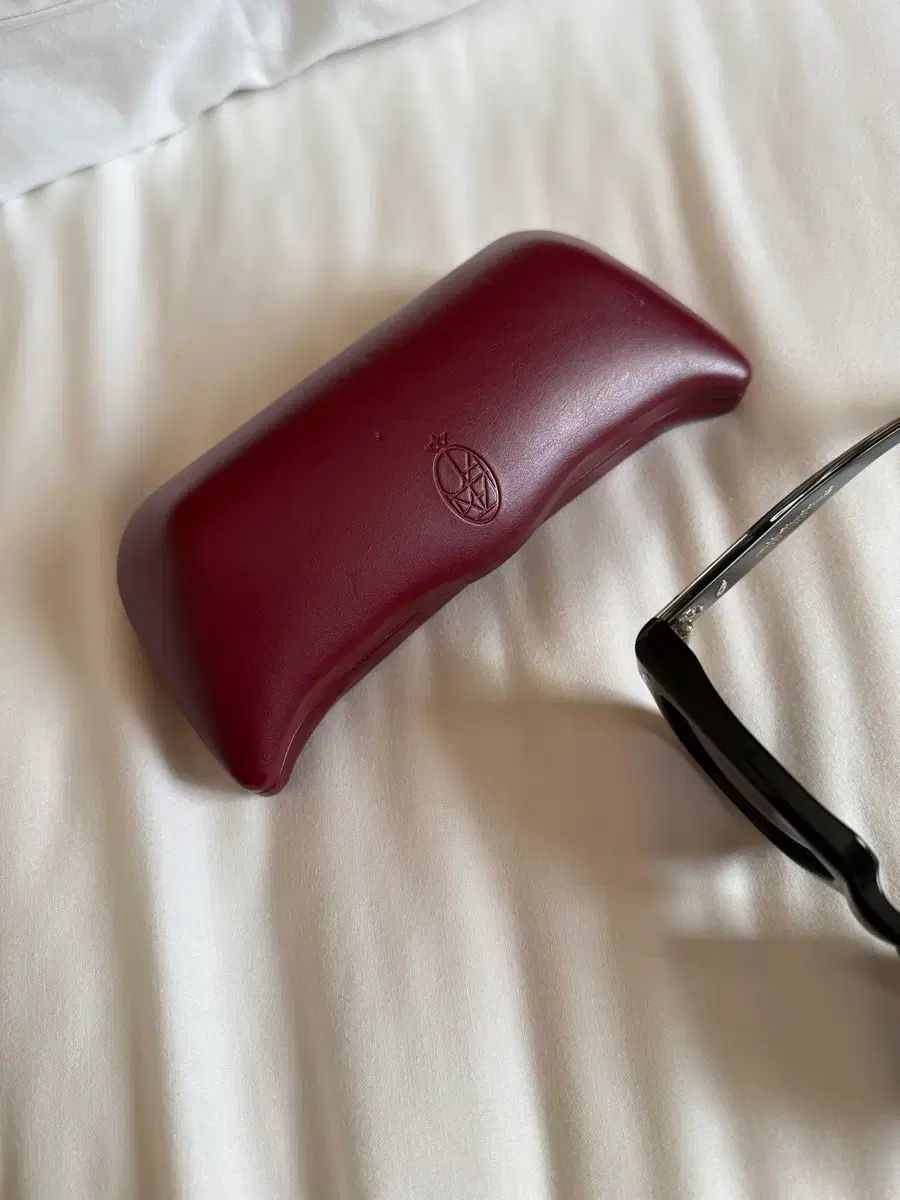 フェリーニ ブラック