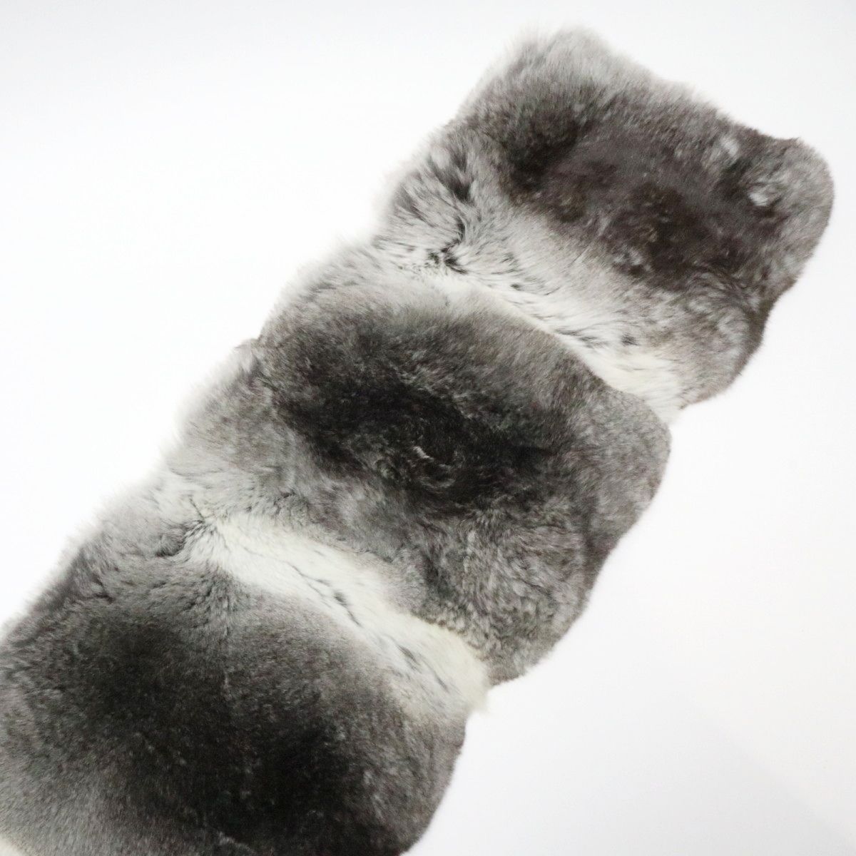  PRADA プラダ ポリエステル シルク チンチラ毛皮ファー マフラー グレー ダークブラウン K 11 047 マフラー 小物