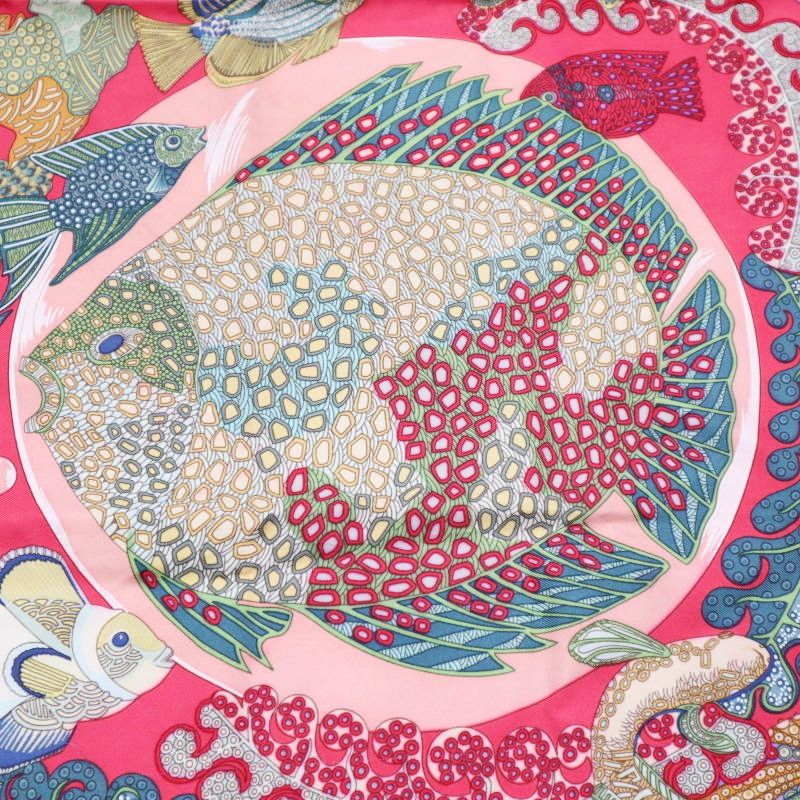  M 06 k 161 HERMES GRANDS FONDS エルメス 深海魚 カレ90 シルク 大判スカーフ レッド バンダナ スカーフ 小物