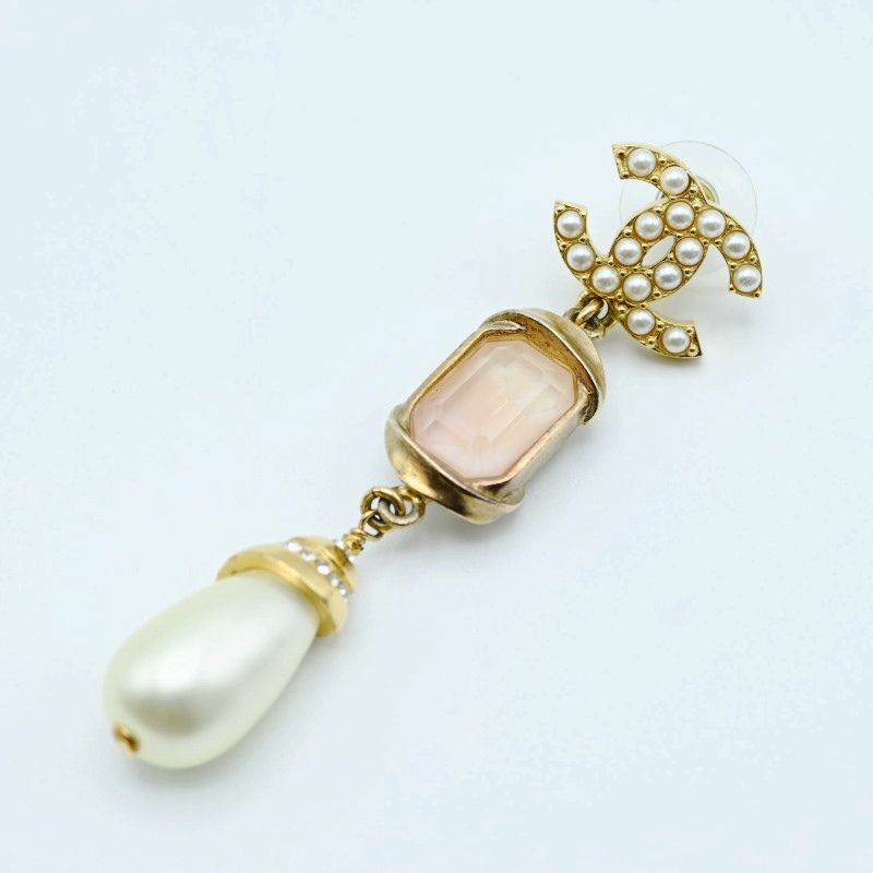 CHANEL シャネル ココマーク フェイクパール ストーン ラインストーン GP ピアス ゴールド ホワイト C 22 A 片耳 K 07 118