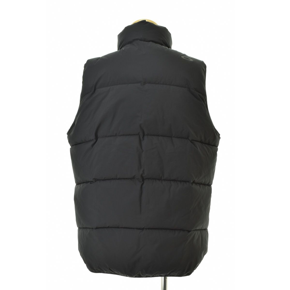 OAKLEY】25AW FOA408266 Enhance Insulation Vest 1.7ベスト - メルカリ