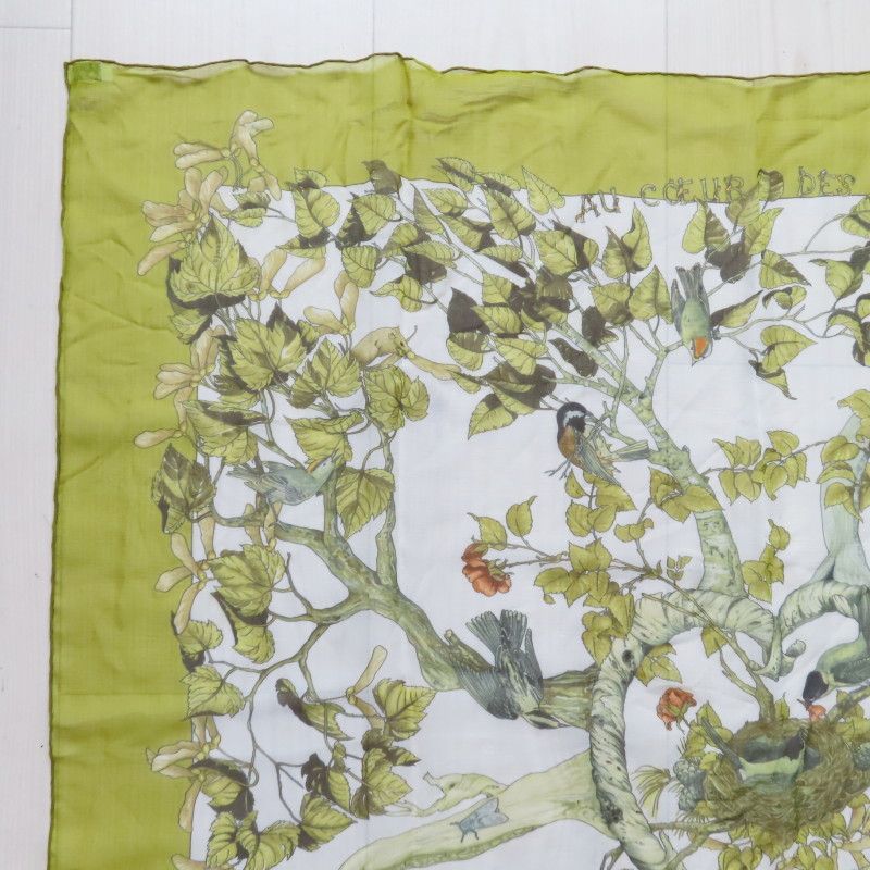 K 04-k 002 HERMES AU COEUR DES BOIS エルメス 森の中で カレ90 シルク シースルー 大判スカーフ グリーン