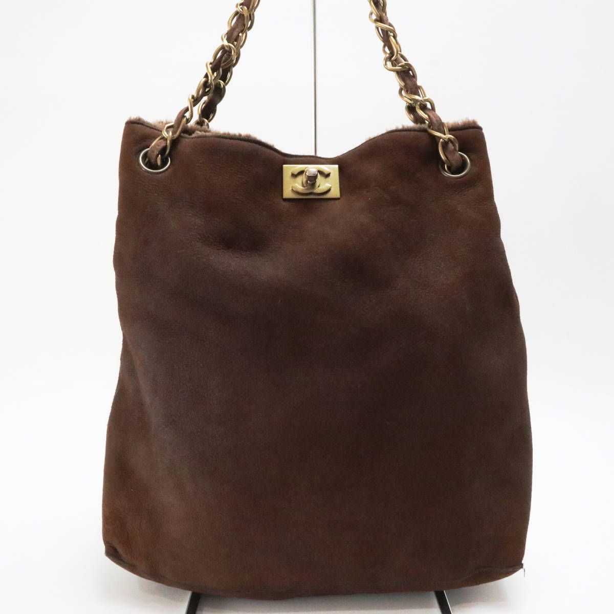 CHANEL シャネル ココマーク ターンロック ポーチ付き ムートン レザー