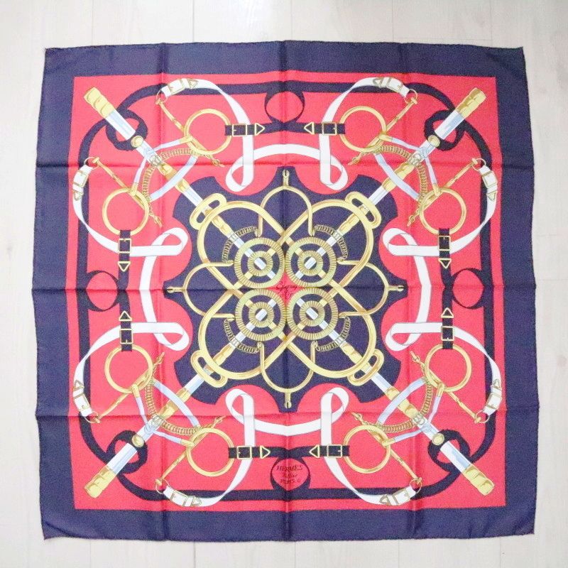 HERMES Fellier Eperon d or エルメス 黄金の拍車 カレ90 シルク 大判スカーフ レッド ネイビー K 07 167