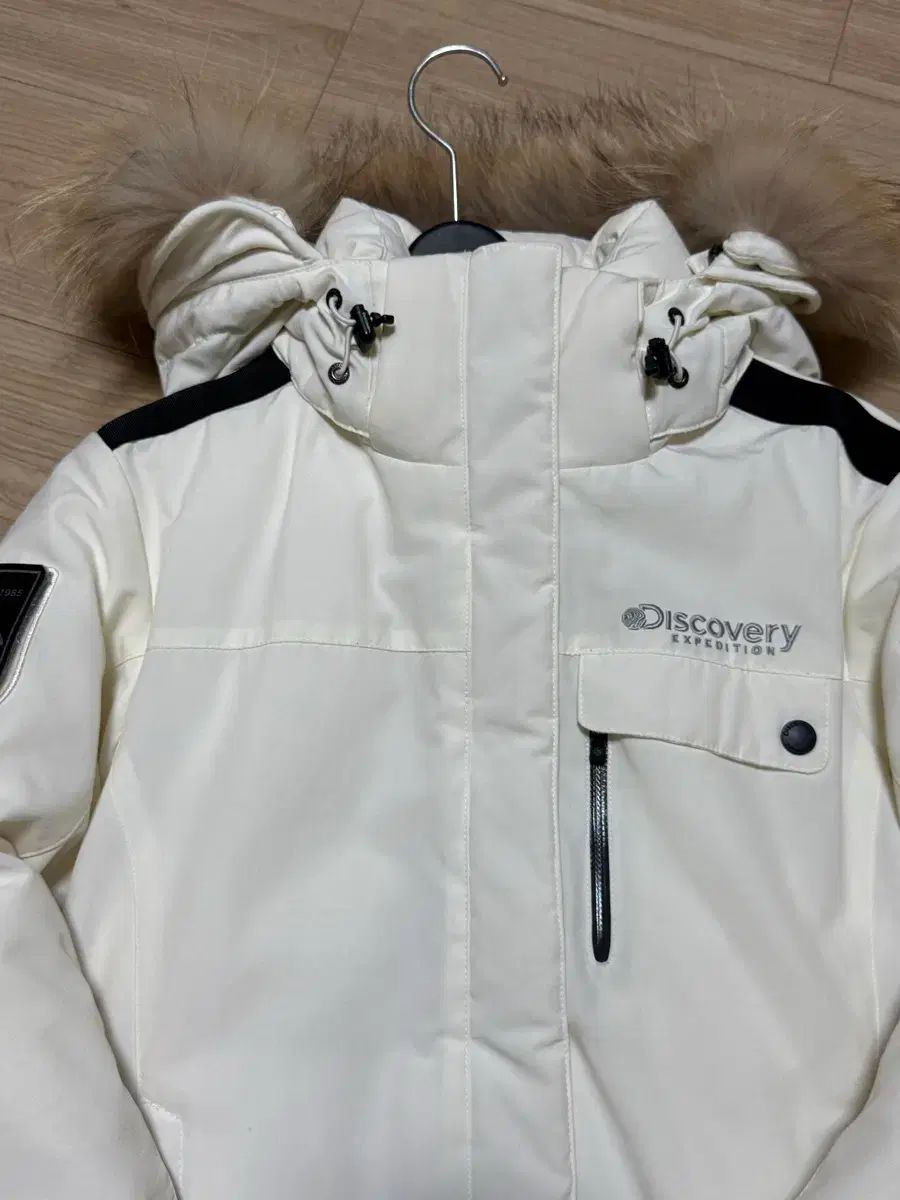 DISCOVERY 白 ダウン アウター レディース