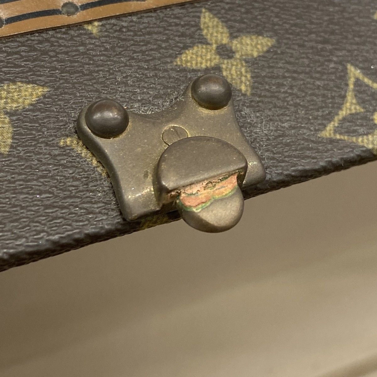 モノグラム ボワットファルマシー