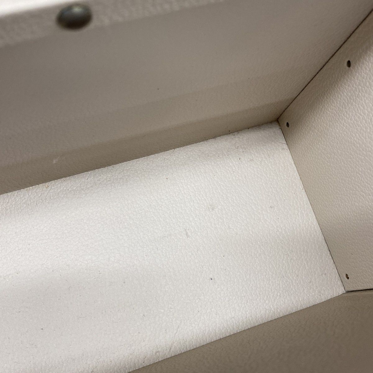 ルイヴィトン 化粧ケース