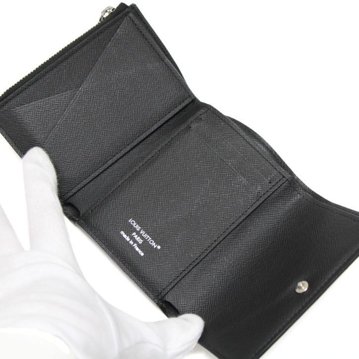 コンパクト財布