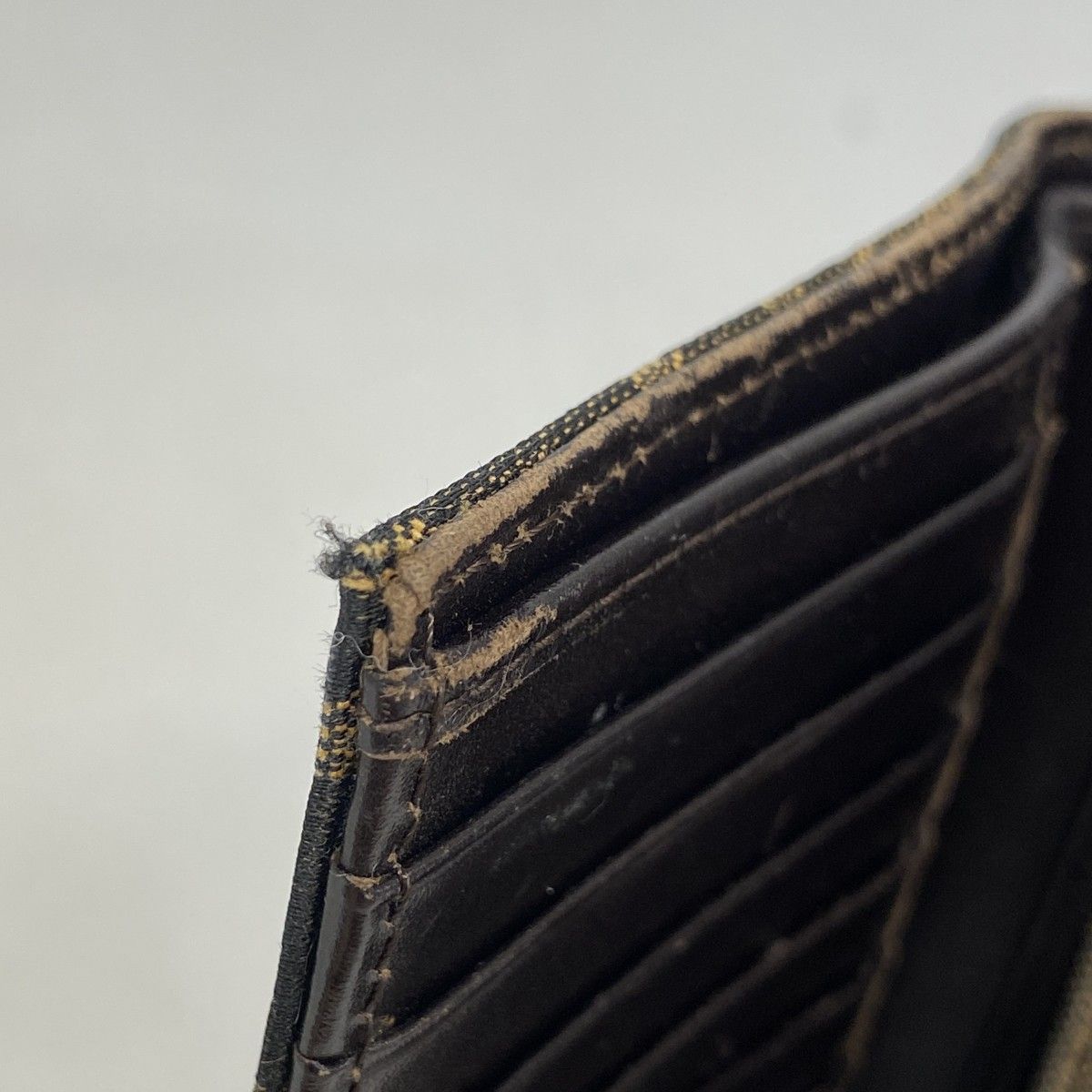  5 pc 3215 フェンディ 三つ折り財布 ズッカ ナイロンキャンバス ブラウン ゴールド金具 レディース 三つ折り財布 折り財布