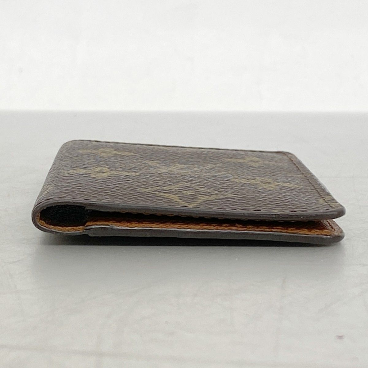 ポシェットカルトヴィジット