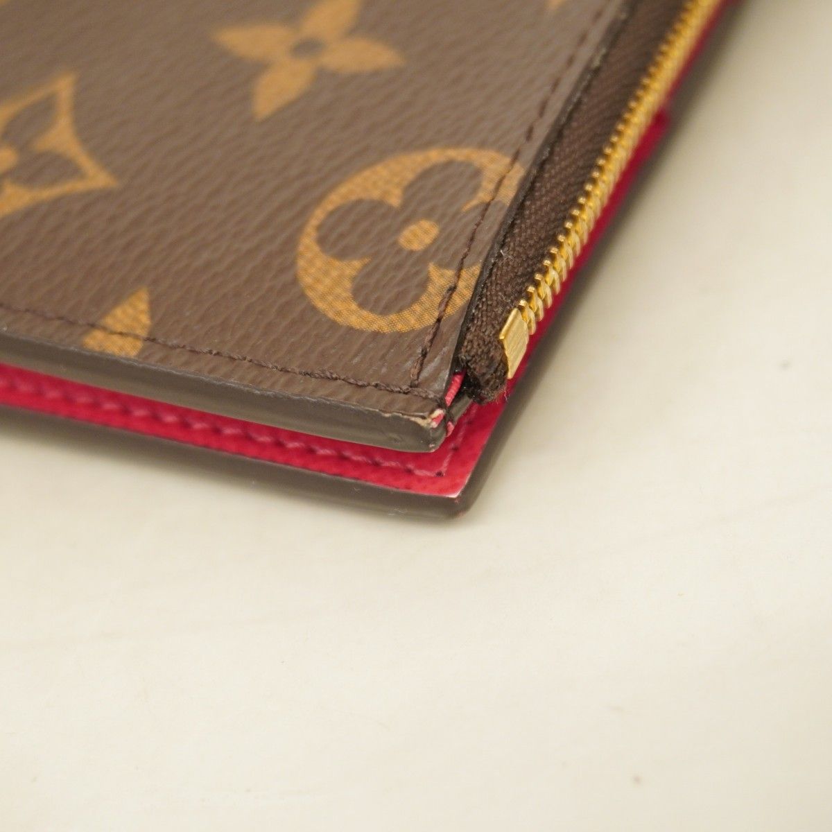 ポルトフォイユリサ M