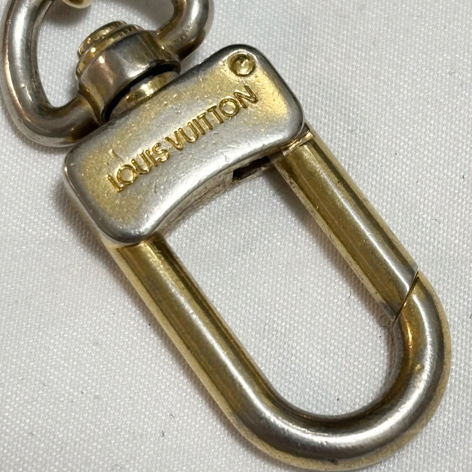 [USED] ルイヴィトン アノクレ カラビナ キーリング ゴールド色 USED] ルイヴィトン アノクレ カラビナ キーリング ゴールド色 楽天