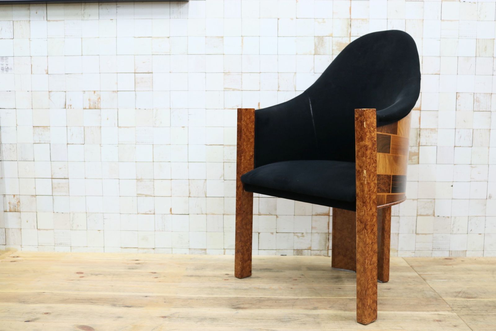 ◯ベンフェラーラ 椅子 アームチェア ファブリック Pepe Benlliure ペペ ベンリウレ 象嵌細工 レッドウッド