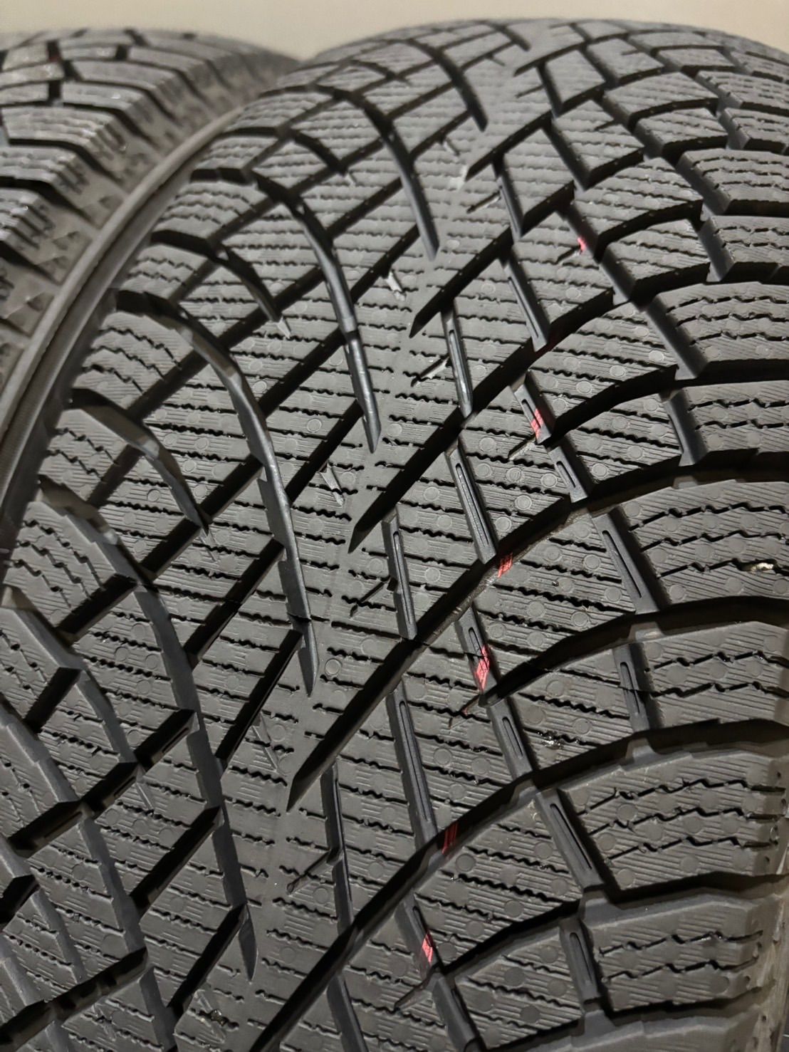  185 65 R 15 NOKIAN 5 25年製 スタッドレス 4本 アクア シエンタ フリード 3 L 118 15インチ スタッドレス