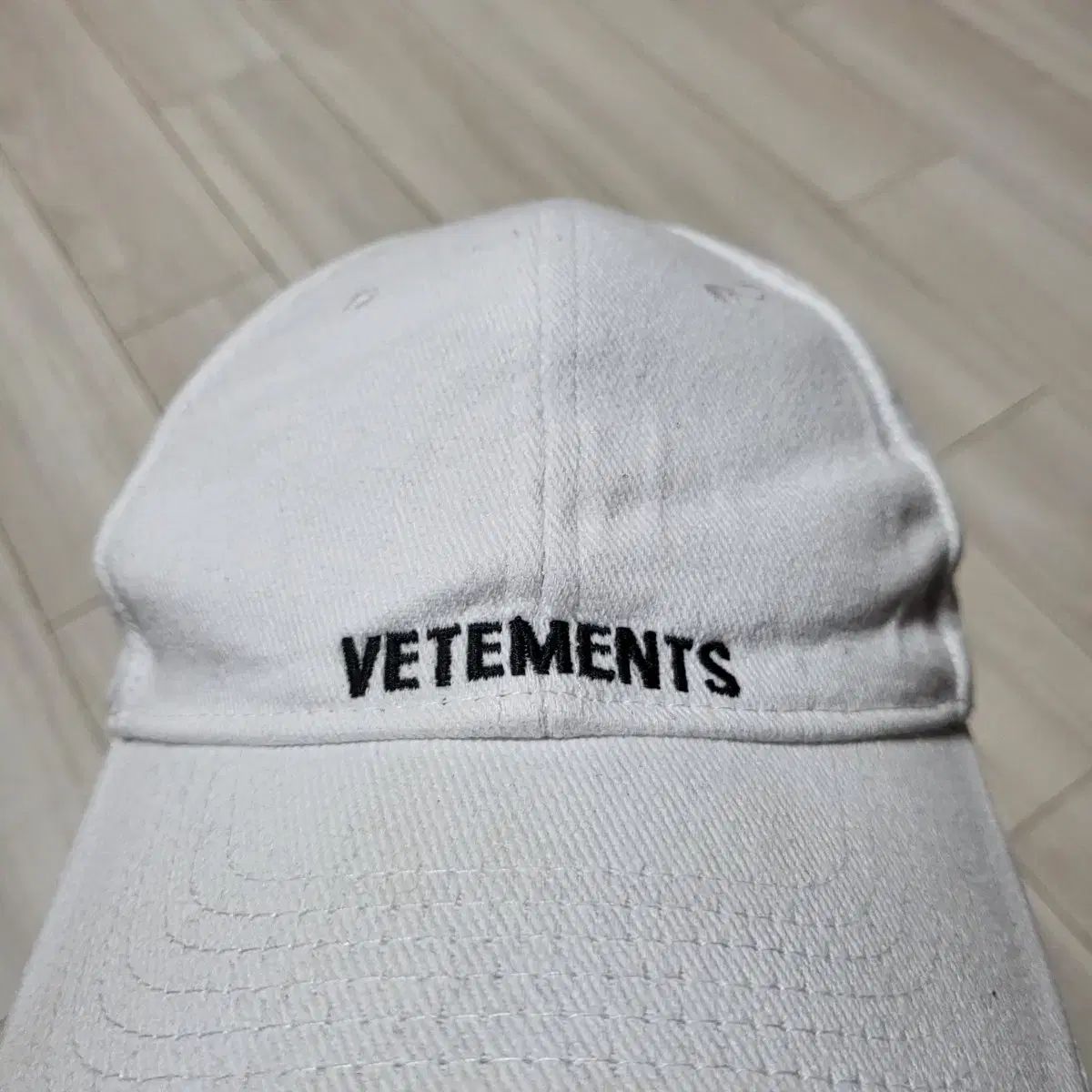 VETEMENTS ヴェトモン