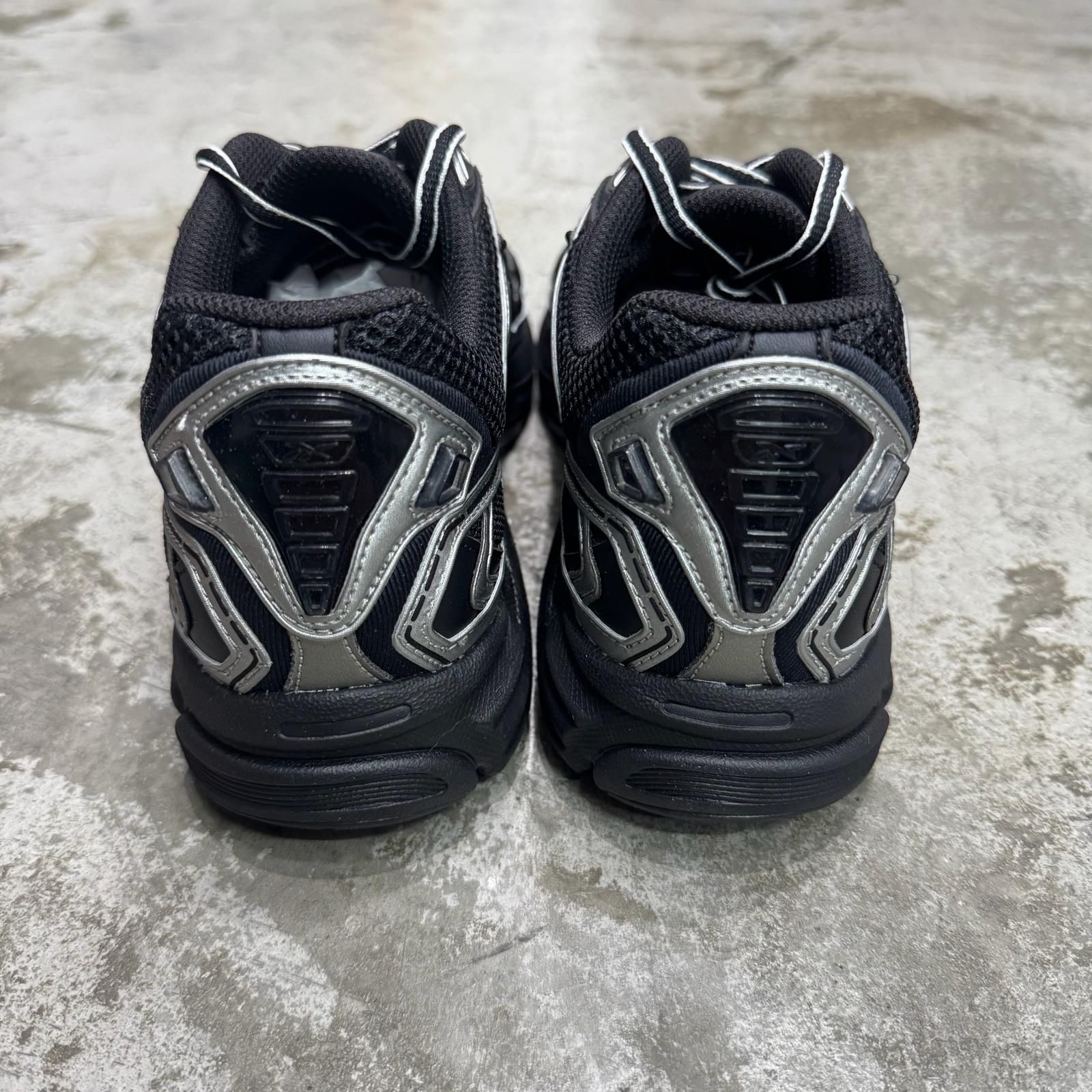 参考上代33000円 販売 未使用 Reebok PREMIER ROAD ULTRA プレミア