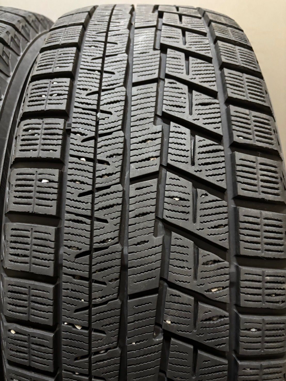 215 55 R 18 ice GUARD iG 60 20年製 スタッドレス 4本 ヨコハマ アイスガード ヤリスクロス C HR エスティマ 南3 L 119